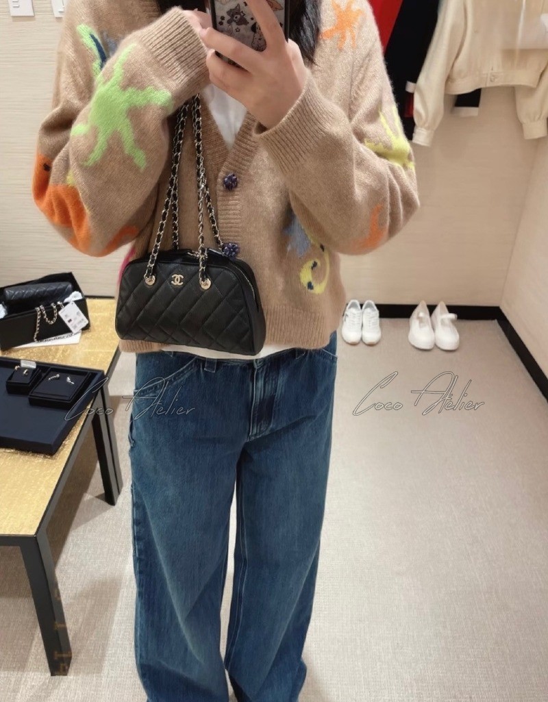 chain shoulder bag